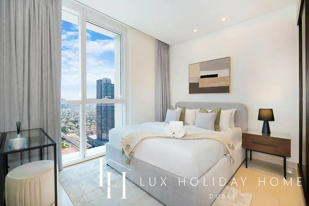 Lux The Bonnington Jlt Suite Dubai Apartment